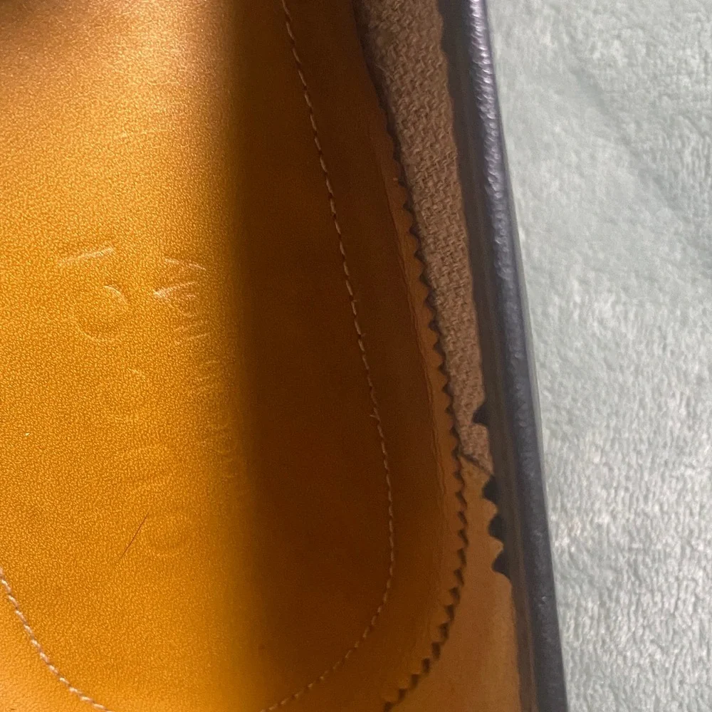 Gucci Black Leather Men's Slip-On Loafers - Picture 11 of 16